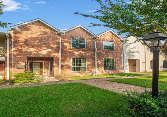 5th image of 4023 Breakwood Dr, Houston, TX 77025 | MLS# 13374547