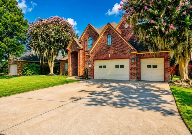 1st image of 105 Thyme Trl, Lake Jackson, TX 77566 | MLS# 87197696