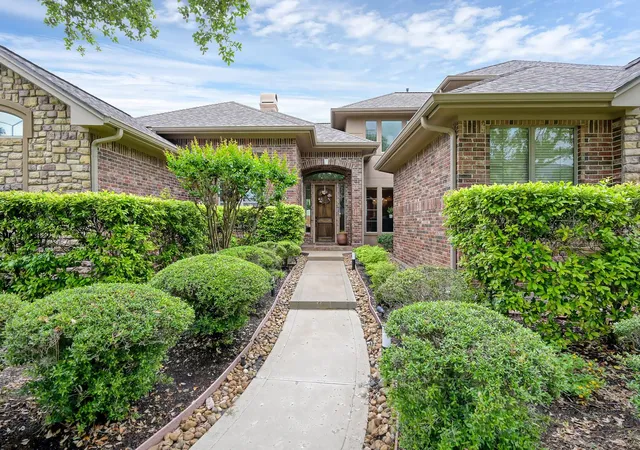 Photo 3 of Single family home for sale at 13914 Rustic Hills Ln, Cypress, TX 77429 | MLS# 27537156 | Listing updated on 2026-09-19