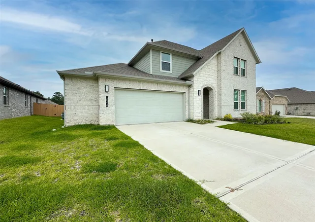 Photo 2 of Single family home for sale at 15216 Tattle Creek Ln, Conroe, TX 77384 | MLS# 23224453 | Listing updated on 2026-08-26