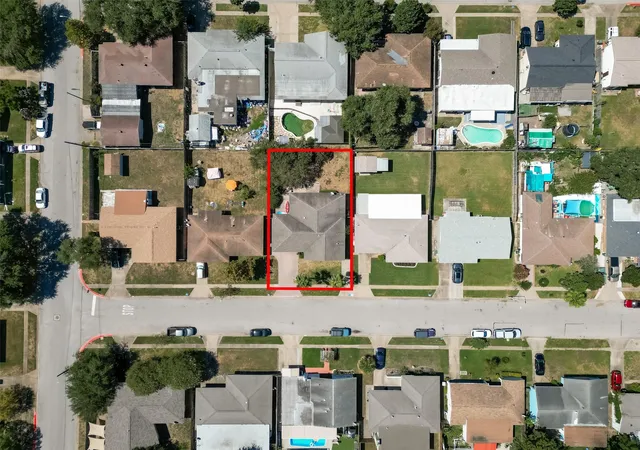 45th image of 7210 Yucca Dr, Galveston, TX 77551 | MLS# 16232440