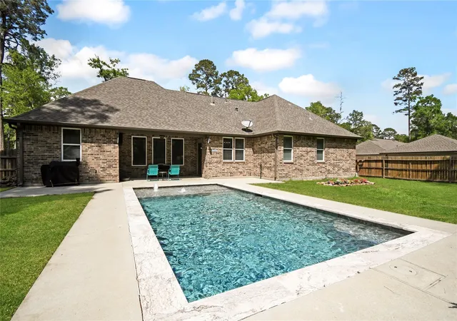 3rd image of 2406 Hummingbird St, New Caney, TX 77357 | MLS# 28460859