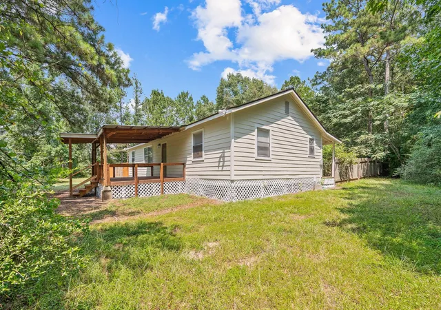 3rd image of 61 Hicks Loop W, Cleveland, TX 77328 | MLS# 70848516