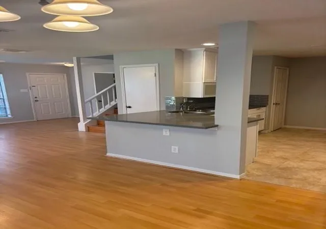 3rd image of 2211 S Kirkwood Rd #22, Houston, TX 77077 | MLS# 91371538