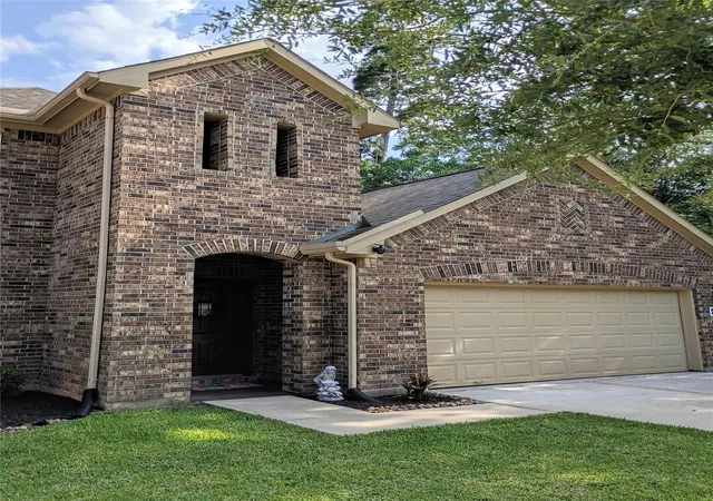 Photo 2 of Single family home for sale at 11235 Glenforest Dr, Montgomery, TX 77356 | MLS# 49238753 | Listing updated on 2026-09-13