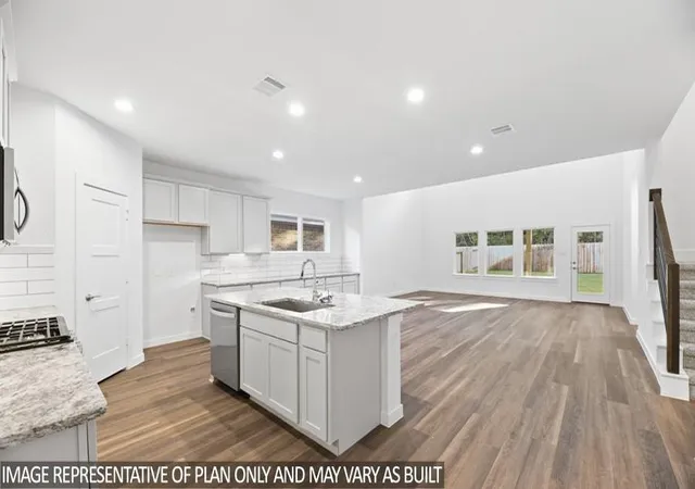 Photo 3 of Single family home for sale at 1128 Skyline Trails Ave, Conroe, TX 77303 | MLS# 17484390 | Listing updated on 2026-08-24