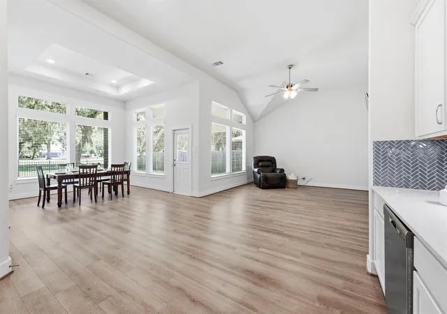 image of 236 Woodhaven Dr, West Columbia, TX 77486 | MLS# 75863417