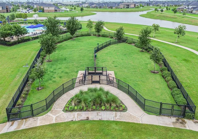 22nd image of 417 Kohls Crest Rd, La Porte, TX 77571 | MLS# 53781299