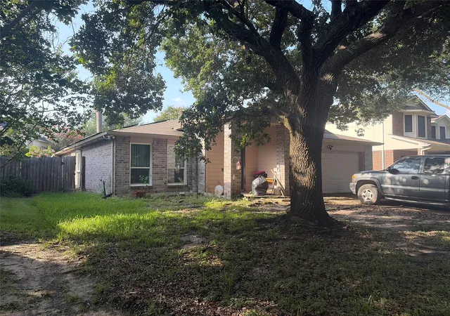 Photo 1 of Single family home for sale at 4827 Gypsy Forest Dr, Humble, TX 77346 | MLS# 66815337 | Listing updated on 2026-08-08