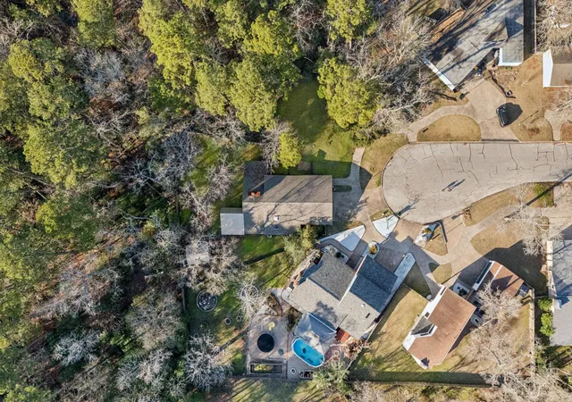 Photo 3 of Single family home for sale at 24617 Camwood Rd, Huntsville, TX 77320 | MLS# 16920638 | Listing updated on 2026-07-30