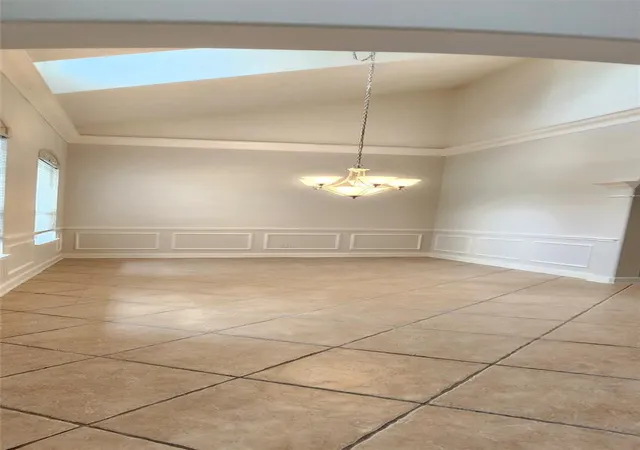 Photo 4 of Single family home for sale at 14330 Dunrobin Way, Sugar Land, TX 77498 | MLS# 5918833 | Listing updated on 2026-09-13