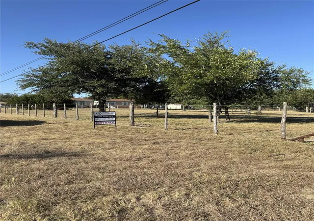 Photo 4 of Land for sale at 1 Deloris Dr, Harper, TX 78631 | MLS# 1078730 | Listing updated on 2026-08-25