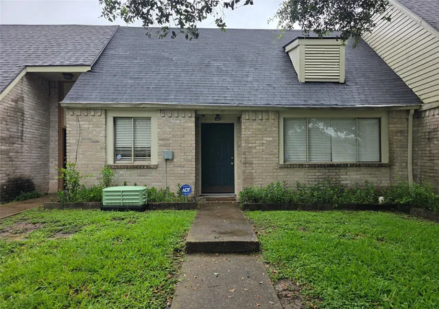 Photo 1 of Townhouse for sale at 6320 Rumford Ln, Houston, TX 77084 | MLS# 95670353 | Listing updated on 2026-07-02