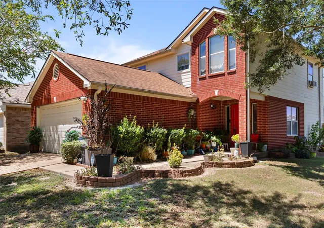 2nd image of 5502 Amaranth Meadow Ln, Houston, TX 77085 | MLS# 82365500