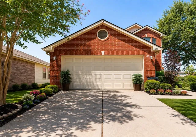3rd image of 5502 Amaranth Meadow Ln, Houston, TX 77085 | MLS# 82365500