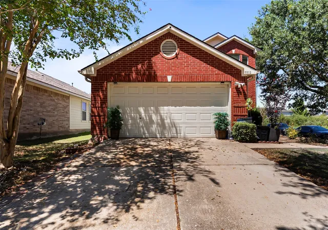 4th image of 5502 Amaranth Meadow Ln, Houston, TX 77085 | MLS# 82365500