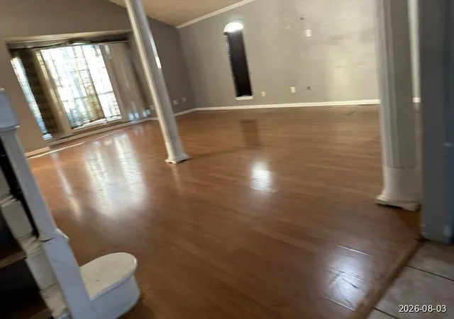2nd image of 9304 Pine Vlg, San Antonio, TX 78250 | MLS# 9194583