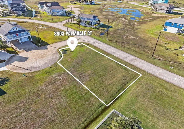 Photo 4 of Land for sale at 3903 Palmdale Ct, Galveston, TX 77554 | MLS# 43775636 | Listing updated on 2026-09-23