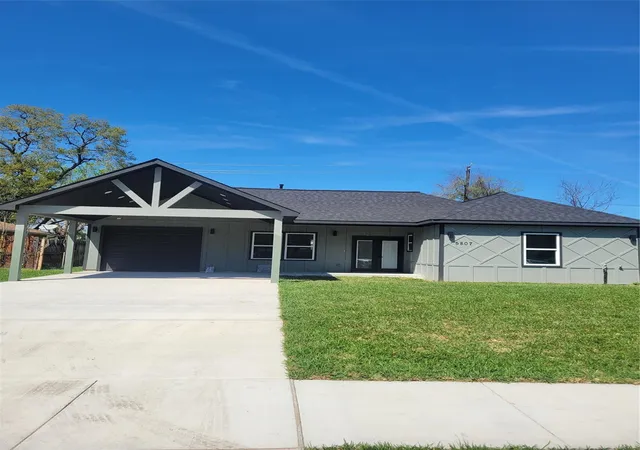 2nd image of 5807 Doulton Dr, Houston, TX 77033 | MLS# 82804138