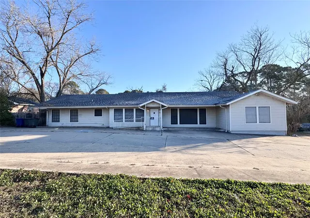 1st image of 52 State Hwy 75 N, Huntsville, TX 77320 | MLS# 88378009