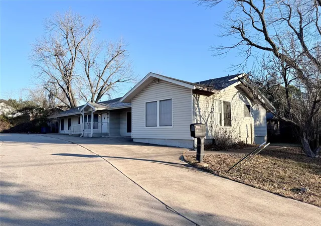 2nd image of 52 State Hwy 75 N, Huntsville, TX 77320 | MLS# 88378009