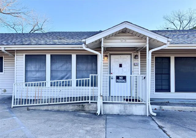 3rd image of 52 State Hwy 75 N, Huntsville, TX 77320 | MLS# 88378009