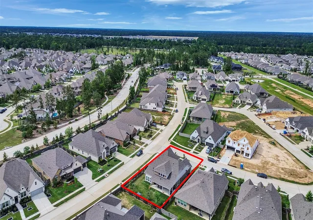 Photo 3 of Single family home for sale at 17204 Begonia Bnd Dr, Conroe, TX 77302 | MLS# 28466182 | Listing updated on 2026-09-17
