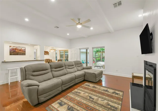 Homes for sale in Kingwood, TX | 2810 Woodland Ridge Dr, Kingwood, TX 77345 | MLS# 31546699