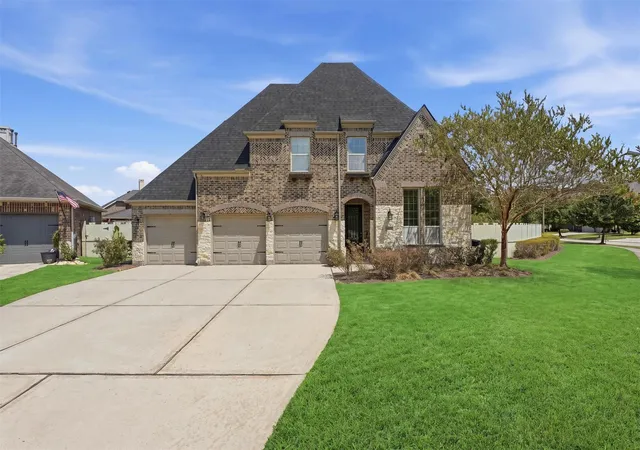 Photo 1 of Single family home for sale at 9952 Downey Emerald Dr, Conroe, TX 77385 | MLS# 69752912 | Listing updated on 2026-09-14