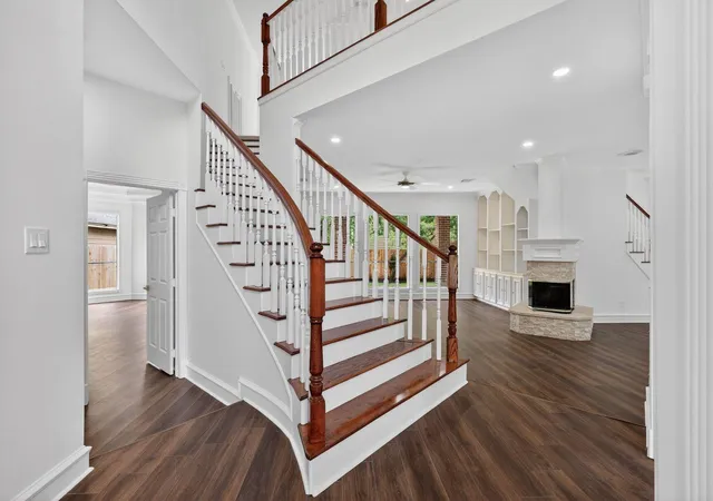 Photo 4 of Single family home for sale at 17519 Shelburne Ln, Spring, TX 77379 | MLS# 68935143 | Listing updated on 2026-08-19