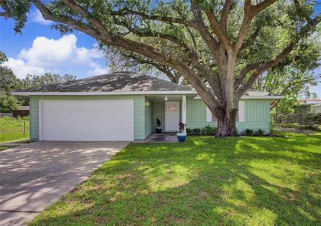 Homes for sale in Pearland, TX | 2337 Pearland Ave, Pearland, TX 77581 | MLS# 51783661