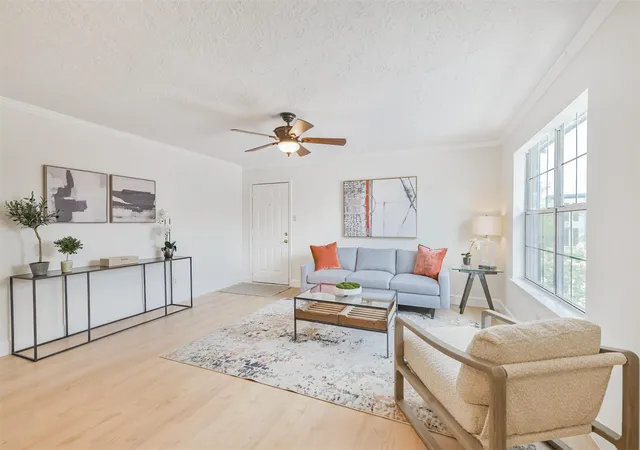5th image of 9003 Gaylord St #11, Houston, TX 77024 | MLS# 21952100