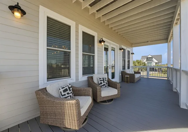Photo 2 of Single family home for sale at 4106 Silver Reef, Galveston, TX 77554 | MLS# 89768935 | Listing updated on 2026-09-13