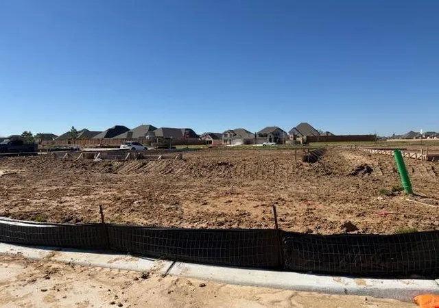 Photo 3 of Sale Pending at 32105 Pond Pine Ct, Spring, TX 77386 | MLS# 82689699 | Listing updated on 2026-09-17