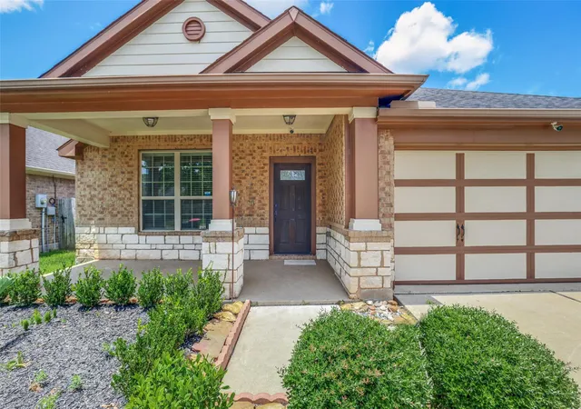 Photo 1 of Single family home for sale at 8810 Houston Fls Ln, Richmond, TX 77407 | MLS# 62162998 | Listing updated on 2026-07-27