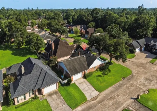 4th image of 3116 Pebble Beach Ln, Orange, TX 77630 | MLS# 73973306