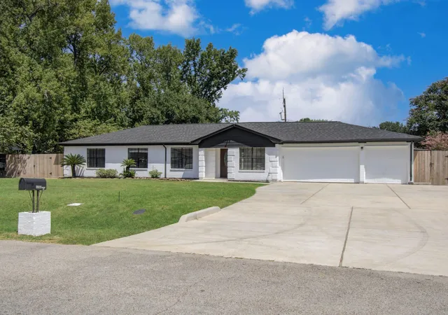 Photo 2 of Single family home for sale at 7823 Vegas St, Humble, TX 77396 | MLS# 24981347 | Listing updated on 2026-09-19