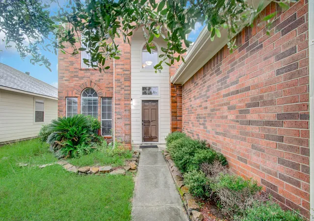 Photo 3 of Single family home for sale at 7106 Still Hvn Dr, Richmond, TX 77407 | MLS# 23043825 | Listing updated on 2026-07-12