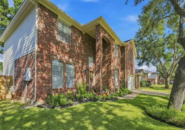 Photo 3 of Single family home for sale at 1131 Alexandria Ct, Richmond, TX 77406 | MLS# 54323336 | Listing updated on 2026-10-03