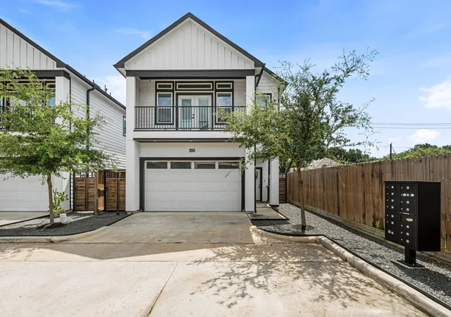 1st image of 6476 T C Jester Blvd, Houston, TX 77091 | MLS# 30197671