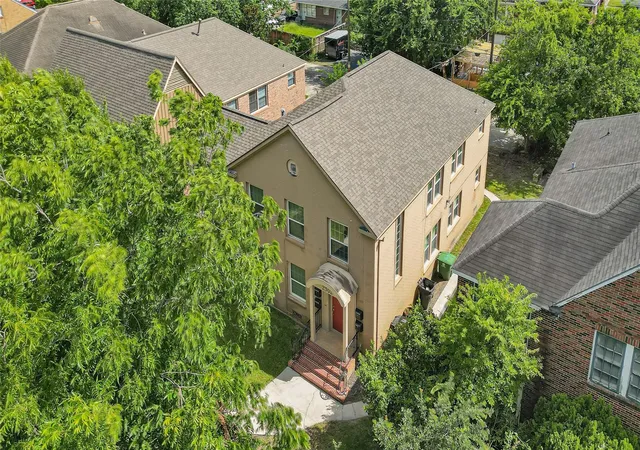 Photo 3 of Multi family home for sale at 2302 Blodgett St #1-4, Houston, TX 77004 | MLS# 69985699 | Listing updated on 2026-09-14