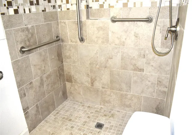 43rd image of 1006 Mac Dr, Sweeny, TX 77480 | MLS# 45632429
