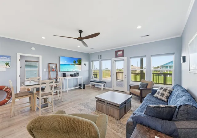 Photo 3 of Single family home for sale at 18307 Warrior Rd, Galveston, TX 77554 | MLS# 86527059 | Listing updated on 2026-10-07