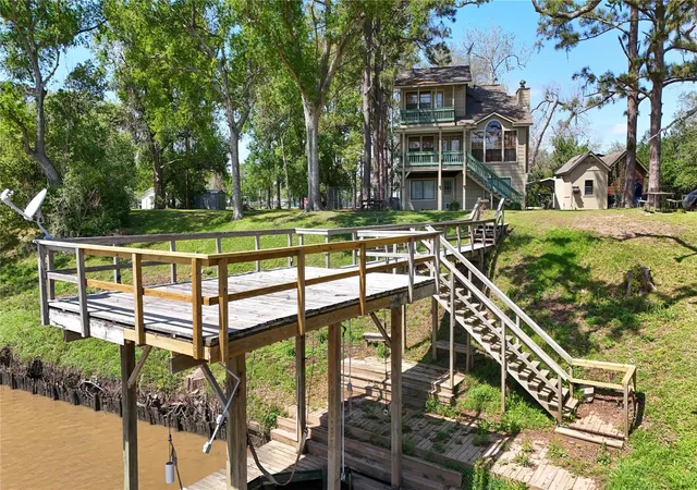 Photo 2 of Single family home for sale at 5463 County Rd 961, Brazoria, TX 77422 | MLS# 65253876 | Listing updated on 2026-08-22