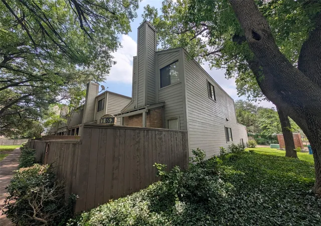 1st image of 1653 Prairie Mark Ln, Houston, TX 77077 | MLS# 71920584