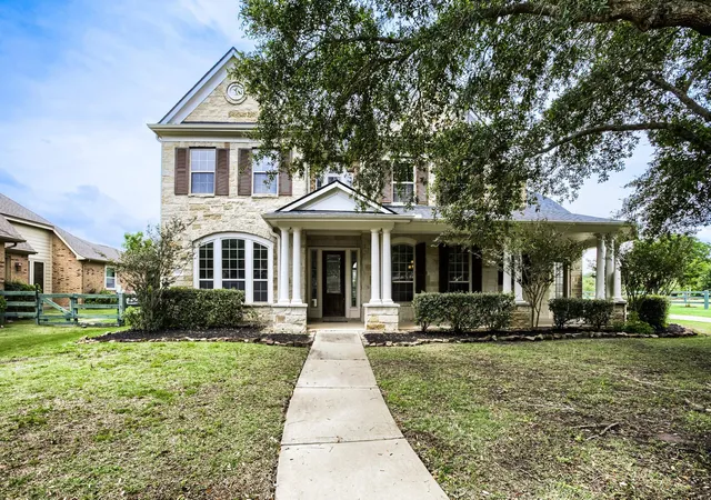 Photo 1 of Single family home for sale at 5106 Water Oak Crescent, Fulshear, TX 77441 | MLS# 14145066 | Listing updated on 2026-09-17
