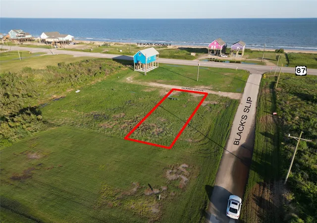 Homes for sale in Gilchrist, TX | 2306 Gumbo Dr, Gilchrist, TX 77617 | MLS# 58440539