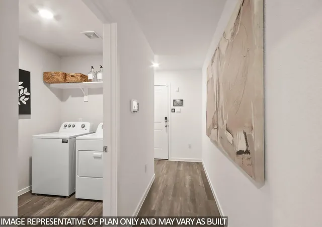 32nd image of 618 N Broadway St, China, TX 77613 | MLS# 82909149