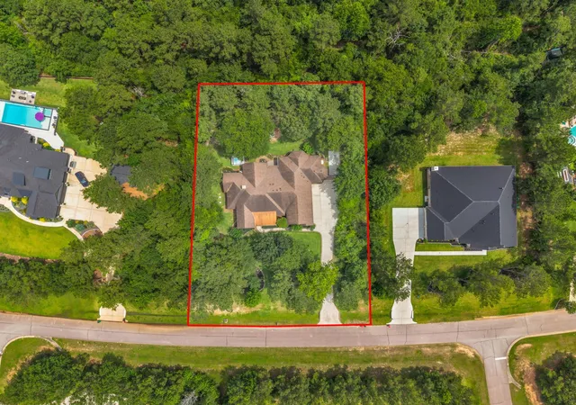 Photo 1 of Single family home for sale at 26123 E Crown Crossing Dr, Montgomery, TX 77316 | MLS# 81165710 | Listing updated on 2026-09-12