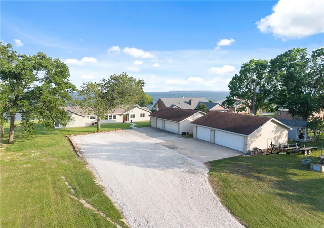 Photo 1 of Single family home for sale at 292 Old Post Rd S, Livingston, TX 77351 | MLS# 25883775 | Listing updated on 2026-08-27